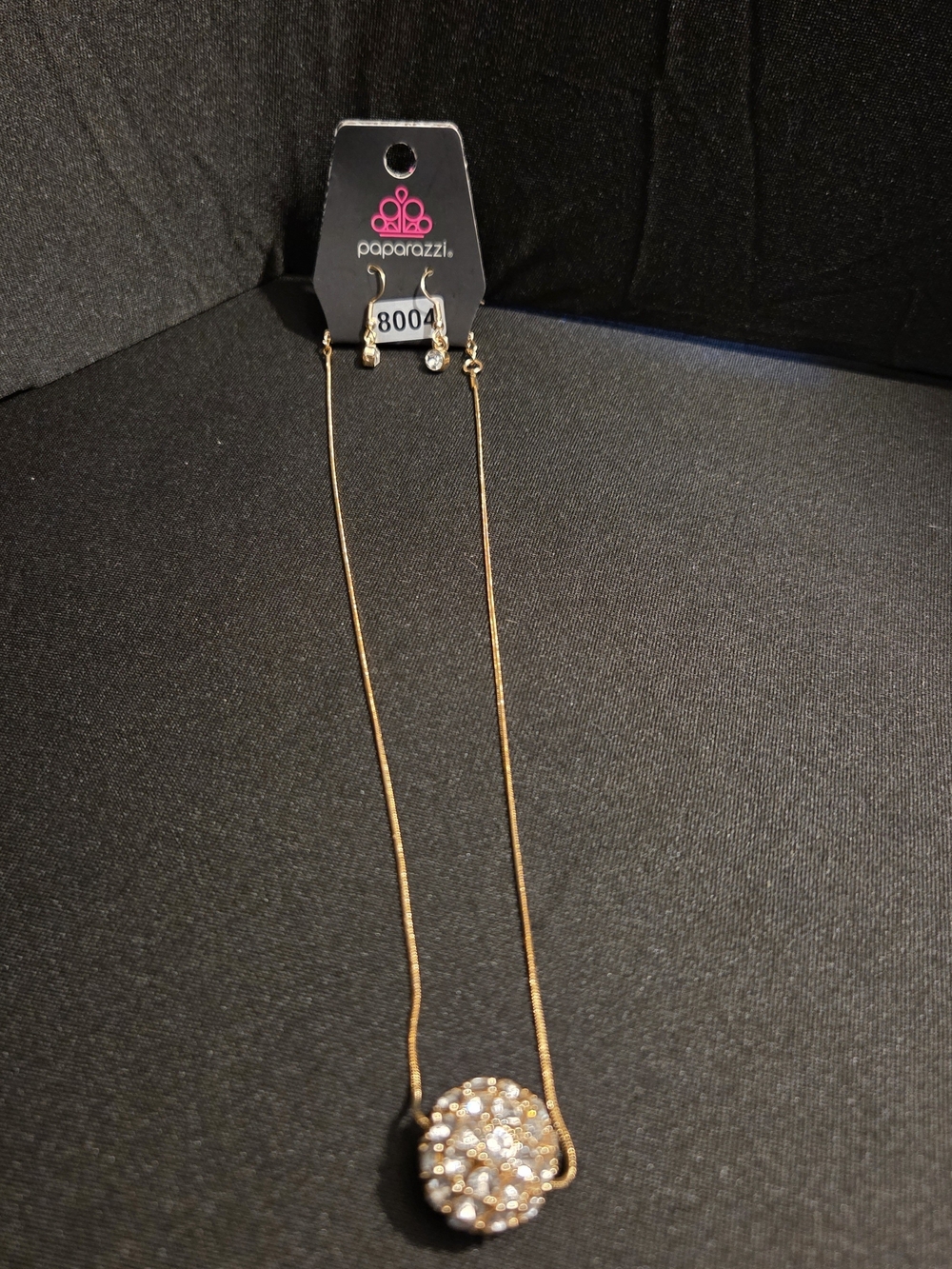 paparazzi Gold Sparkling Cluster Pendant Necklace NWT